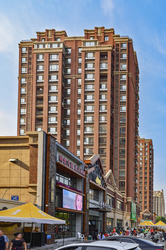 沿街冷面館