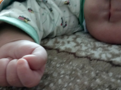 睡覺的嬰兒 小手
