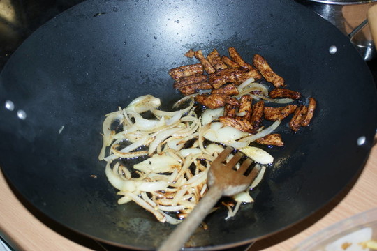 在鍋里做飯，挖0018