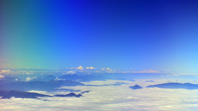 航拍 高山云海
