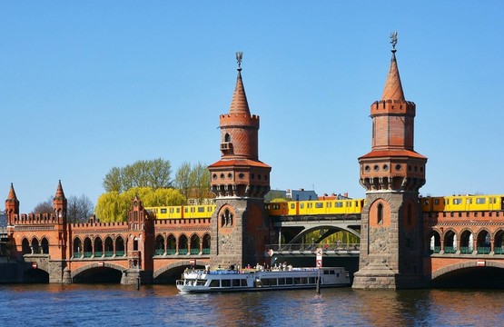oberbaumbrüCKE U Bahn