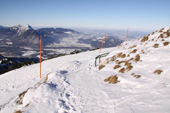 雪的痕跡