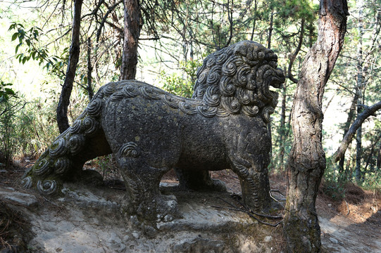 石獅子