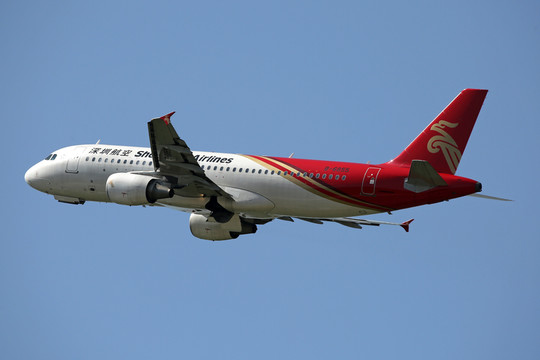 深圳航空 飛機起飛 民航