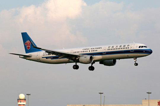 中國南方航空公司 飛機降落