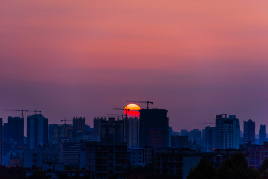 都市夕陽黃昏