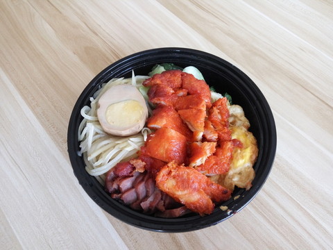 雞排飯叉燒鹵蛋外賣套餐茶餐廳