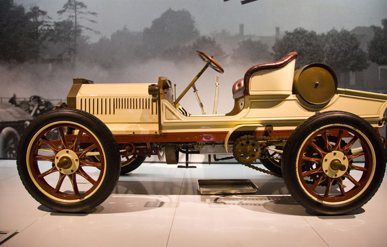 1902年標致汽車