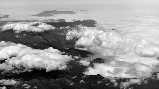 云海 山脈 黑白 水墨