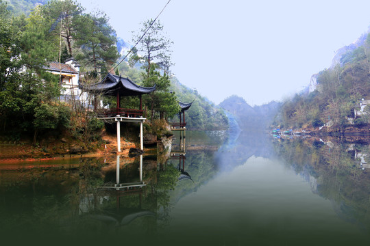 天臺山天燭湖仙境