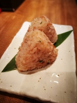 日本飯團(tuán)