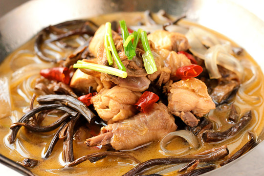 雞肉燉粉條