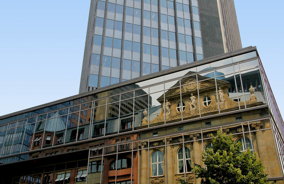 銀行