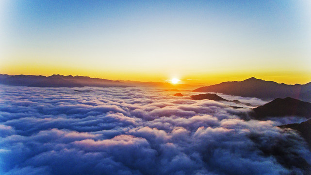 高山日出