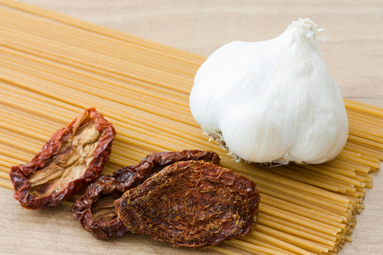 全麥意大利面