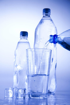 濕水
