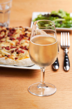 federweier和flammkuchen