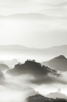 水墨遠(yuǎn)山