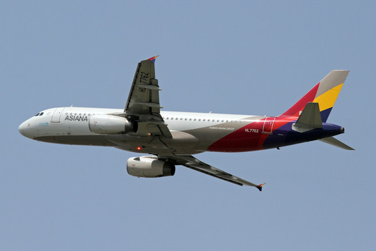 民航 飛機(jī)起飛 韓國韓亞航空