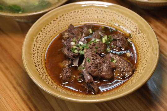 燜鴨肉