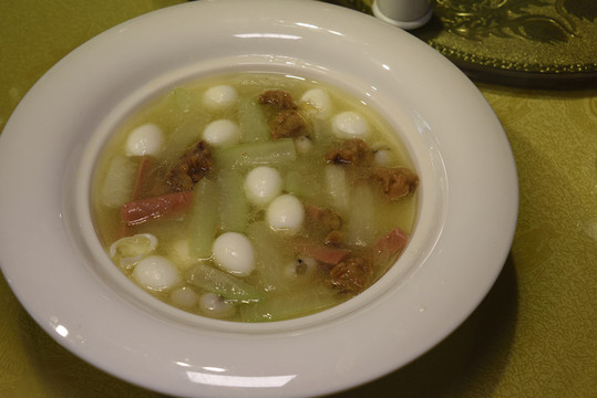 鵪鶉蛋湯
