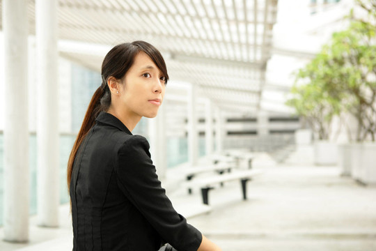 女人