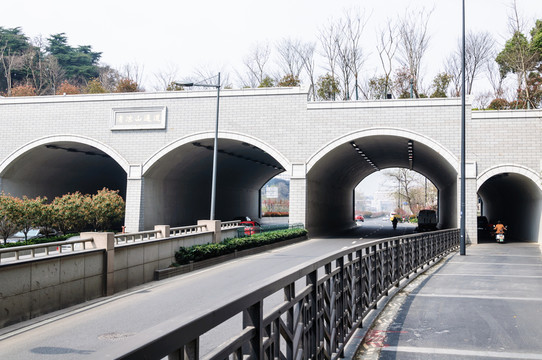 清涼山通道