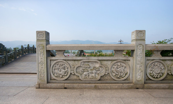 南華寺 石雕 石頭攔河