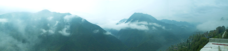大巴山