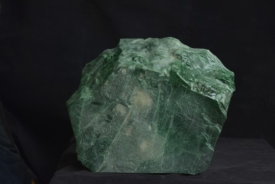 翡翠毛料