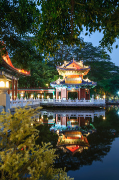 圓明新園夜景