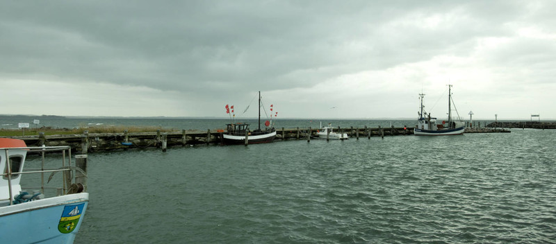 港
