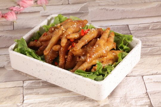 涼拌雞腳