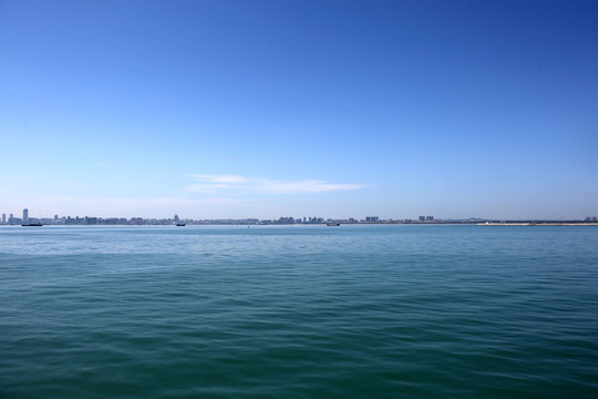 瓊州海峽