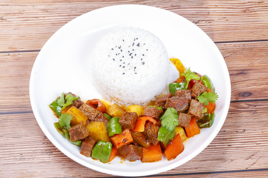 大塊牛肉蓋飯