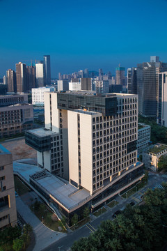 深大基礎(chǔ)實(shí)驗(yàn)樓