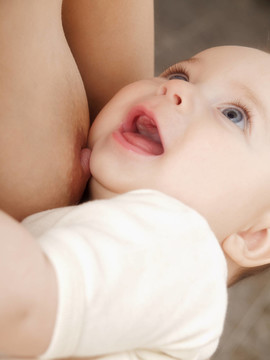 母乳喂養(yǎng)