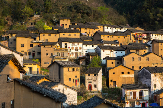 陽產(chǎn)土樓