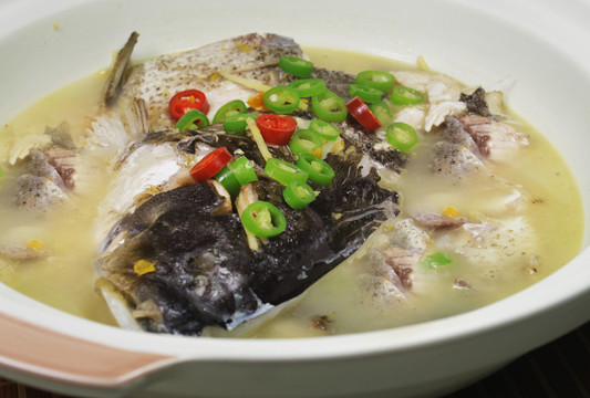 黃燜魚頭