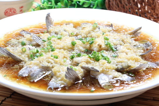 醬油鮰魚翅