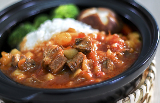 砂鍋番茄牛肉飯