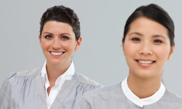 女人