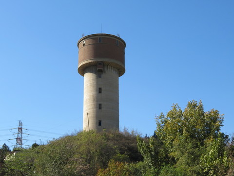 水塔