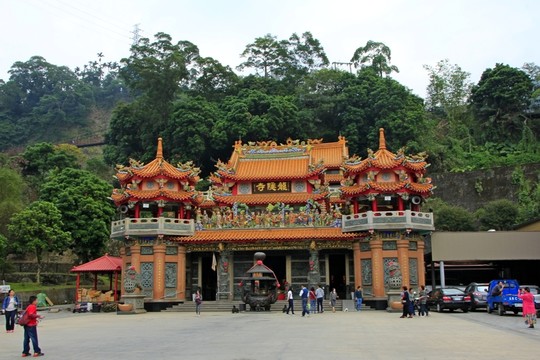 龍隱寺