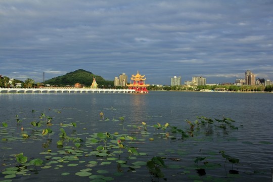 高雄蓮花潭