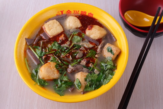鴨血粉絲湯