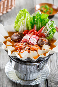 泡菜肥牛紙鍋