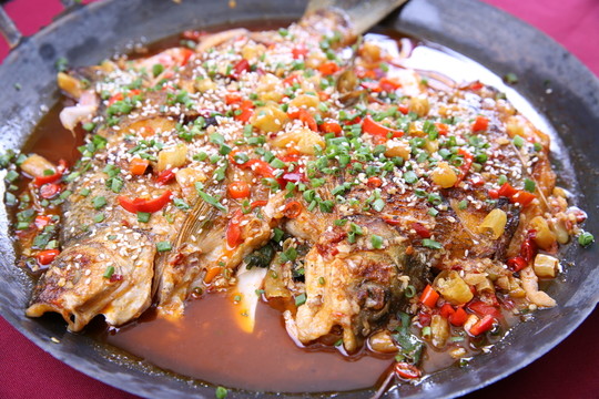 香辣武昌魚(yú)