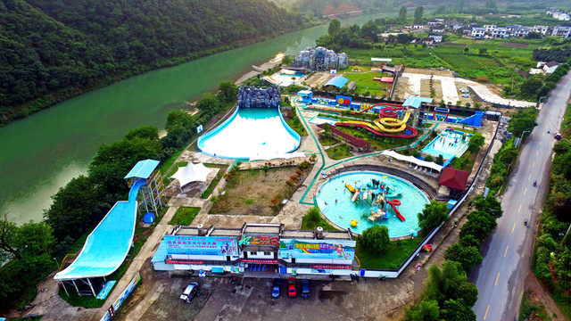 航拍秋浦河水上樂園