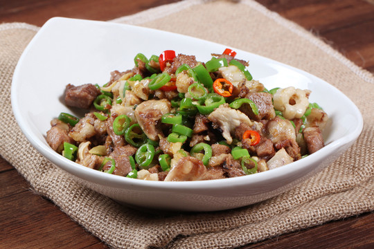 尖椒拆骨肉